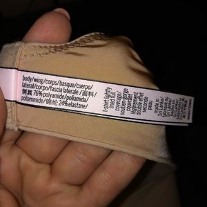 Victoria's Secret Intimates & Sleepwear - Victoria’s Secret full coverage lightly lined bra Victoria's Secret Intimates & Sleepwear - Victoria’s Secret full coverage lightly lined bra